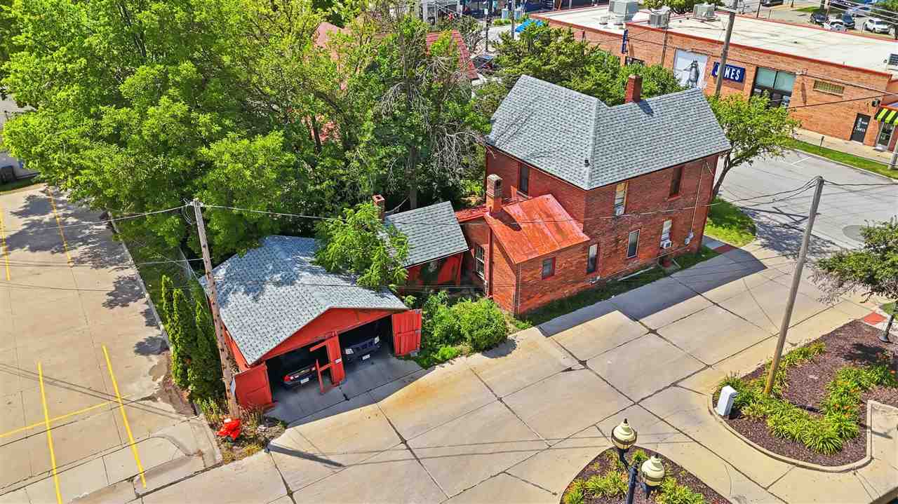 214 N Gilbert Street Iowa City IA 52240