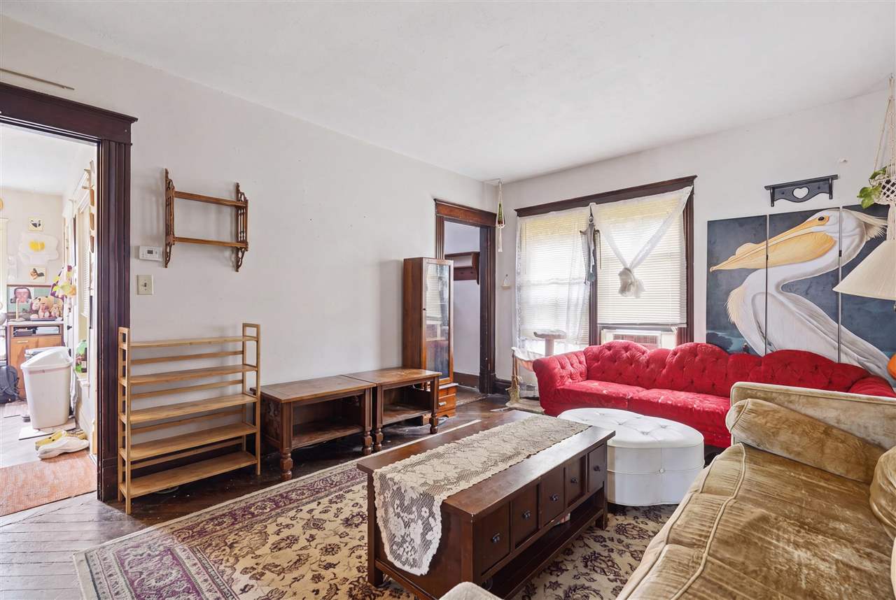 214 N Gilbert Street Iowa City IA 52240