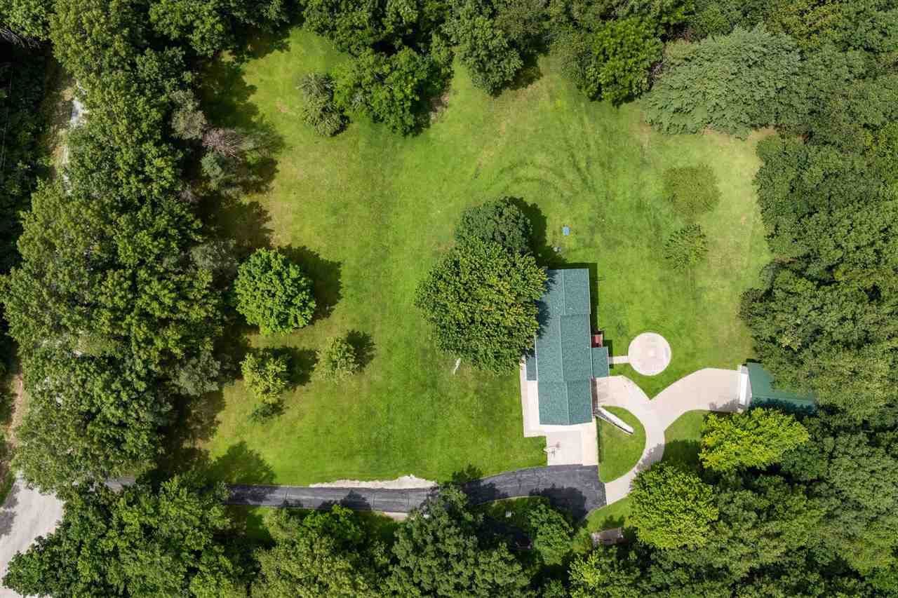 4698 Fox Lane NE Iowa City IA 52240