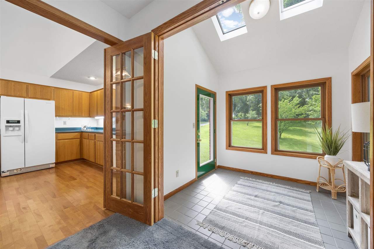 4698 Fox Lane NE Iowa City IA 52240