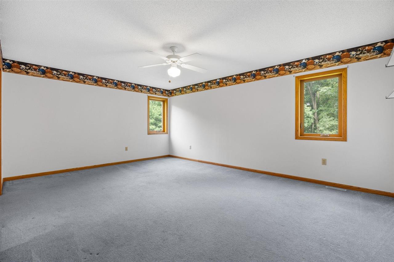 4698 Fox Lane NE Iowa City IA 52240