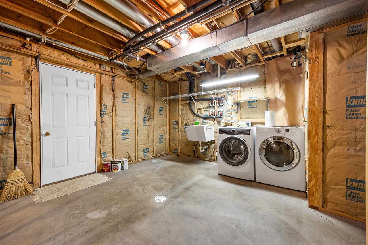 4698 Fox Lane NE Iowa City IA 52240