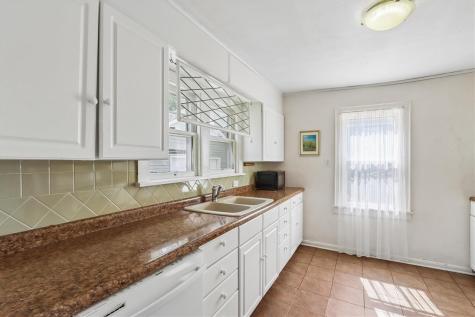 1323 Kirkwood Avenue Iowa City IA 52240