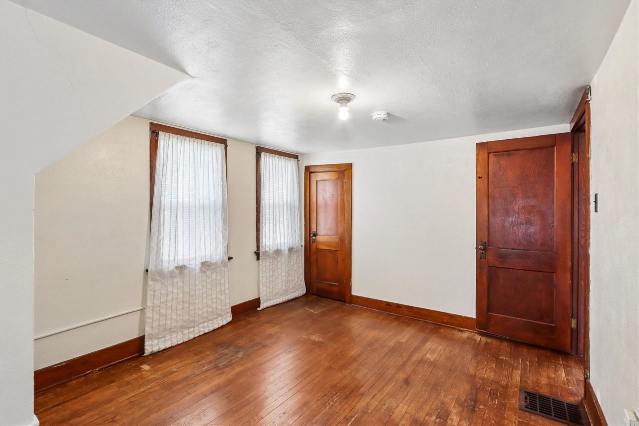 1323 Kirkwood Avenue Iowa City IA 52240