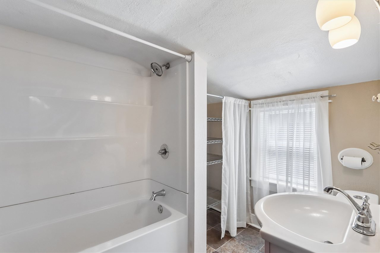 1323 Kirkwood Avenue Iowa City IA 52240