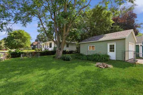 1323 Kirkwood Avenue Iowa City IA 52240