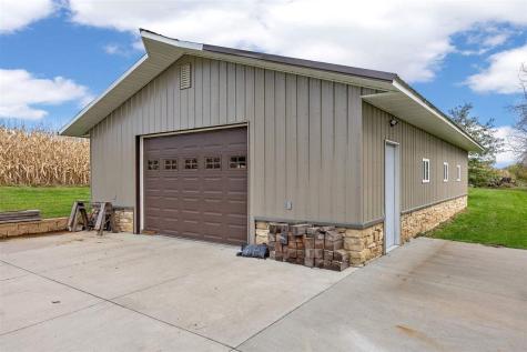65 185th Street Lisbon IA 52253