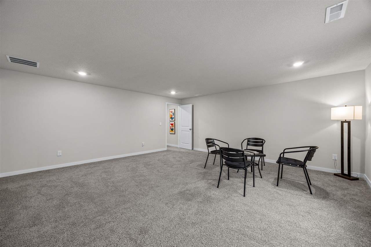 3389 Dreusicke Drive Coralville IA 52241