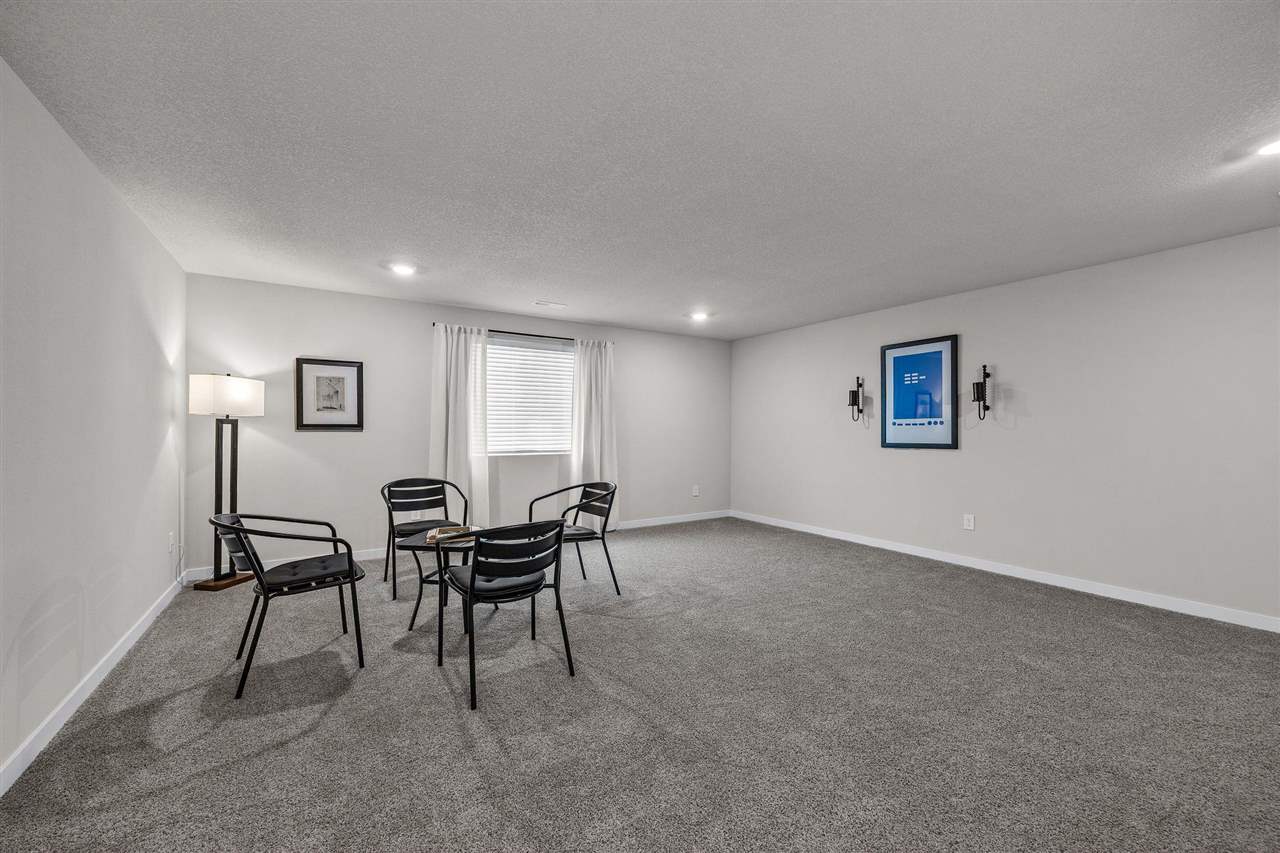 3389 Dreusicke Drive Coralville IA 52241