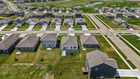 3389 Dreusicke Drive Coralville IA 52241
