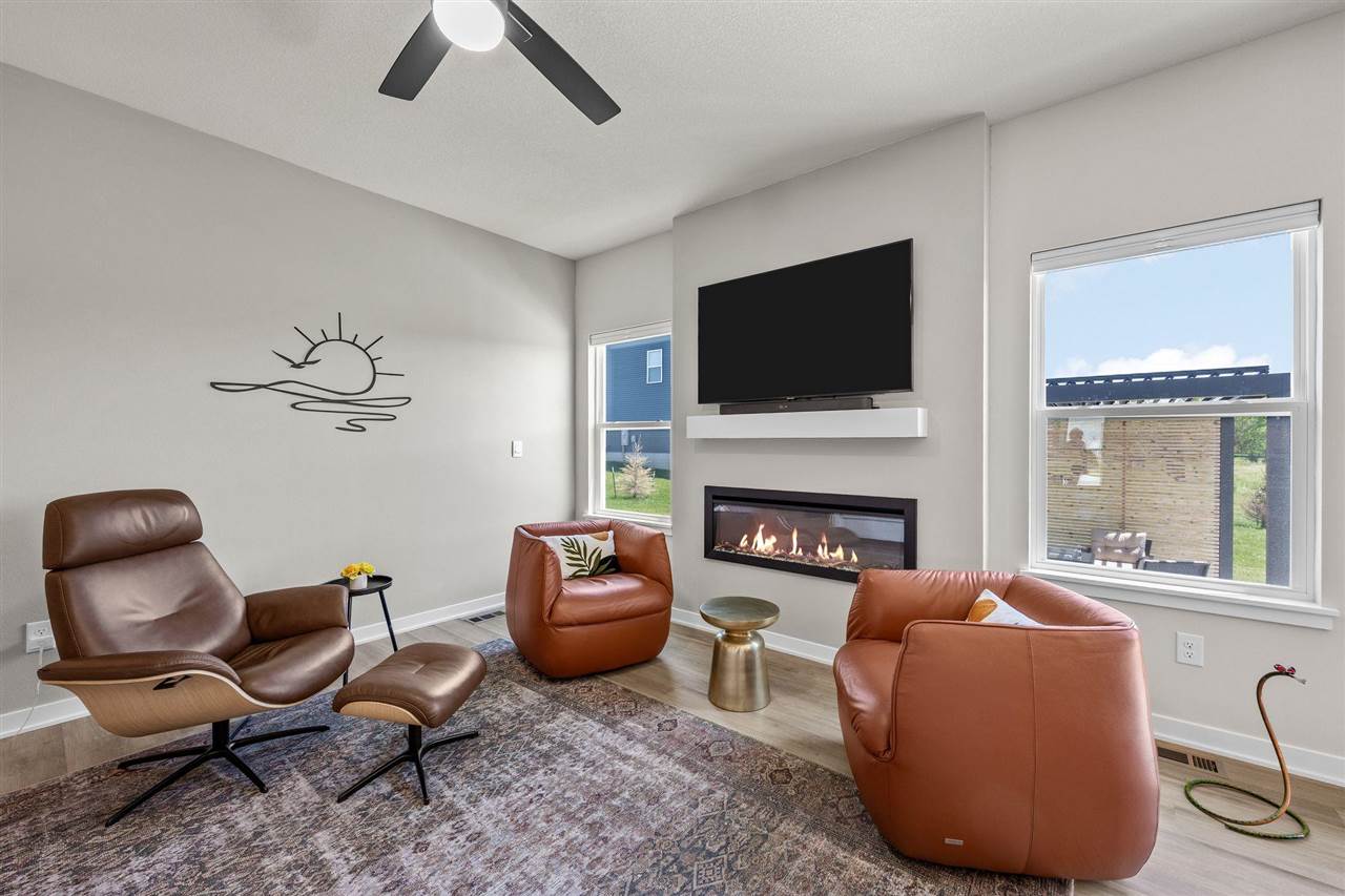3389 Dreusicke Drive Coralville IA 52241