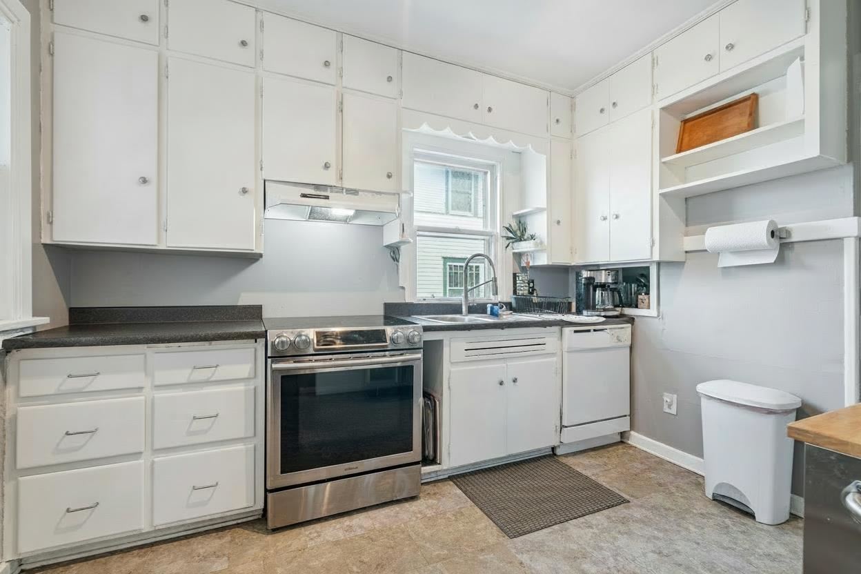 250 Highland Drive NW Cedar Rapids IA 52405