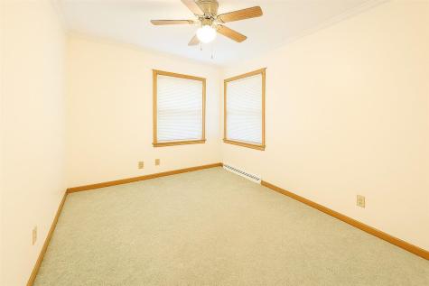 907 Mckinley Avenue Lowden IA 52255
