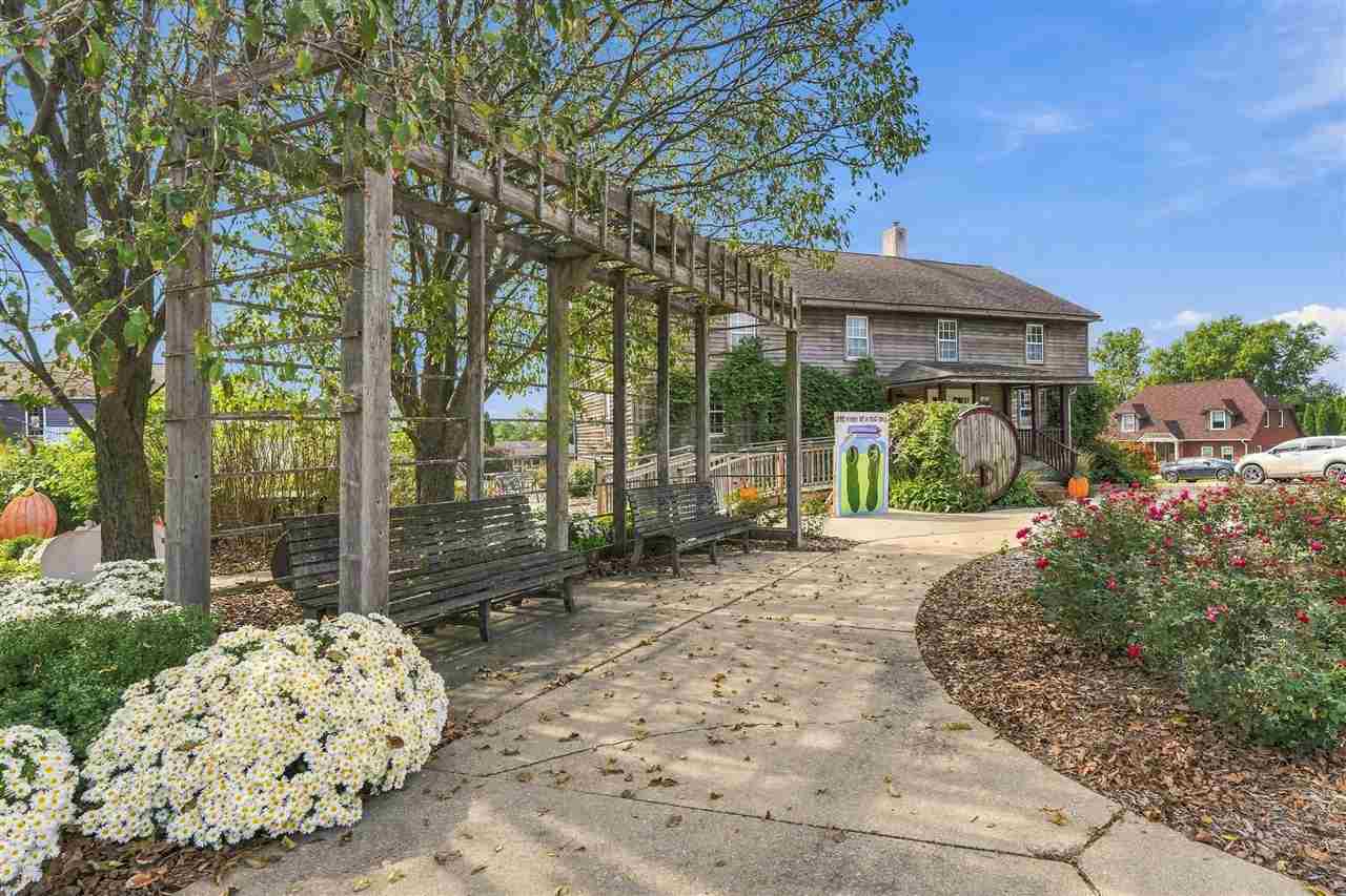 4402 220th Trail Amana IA 52203