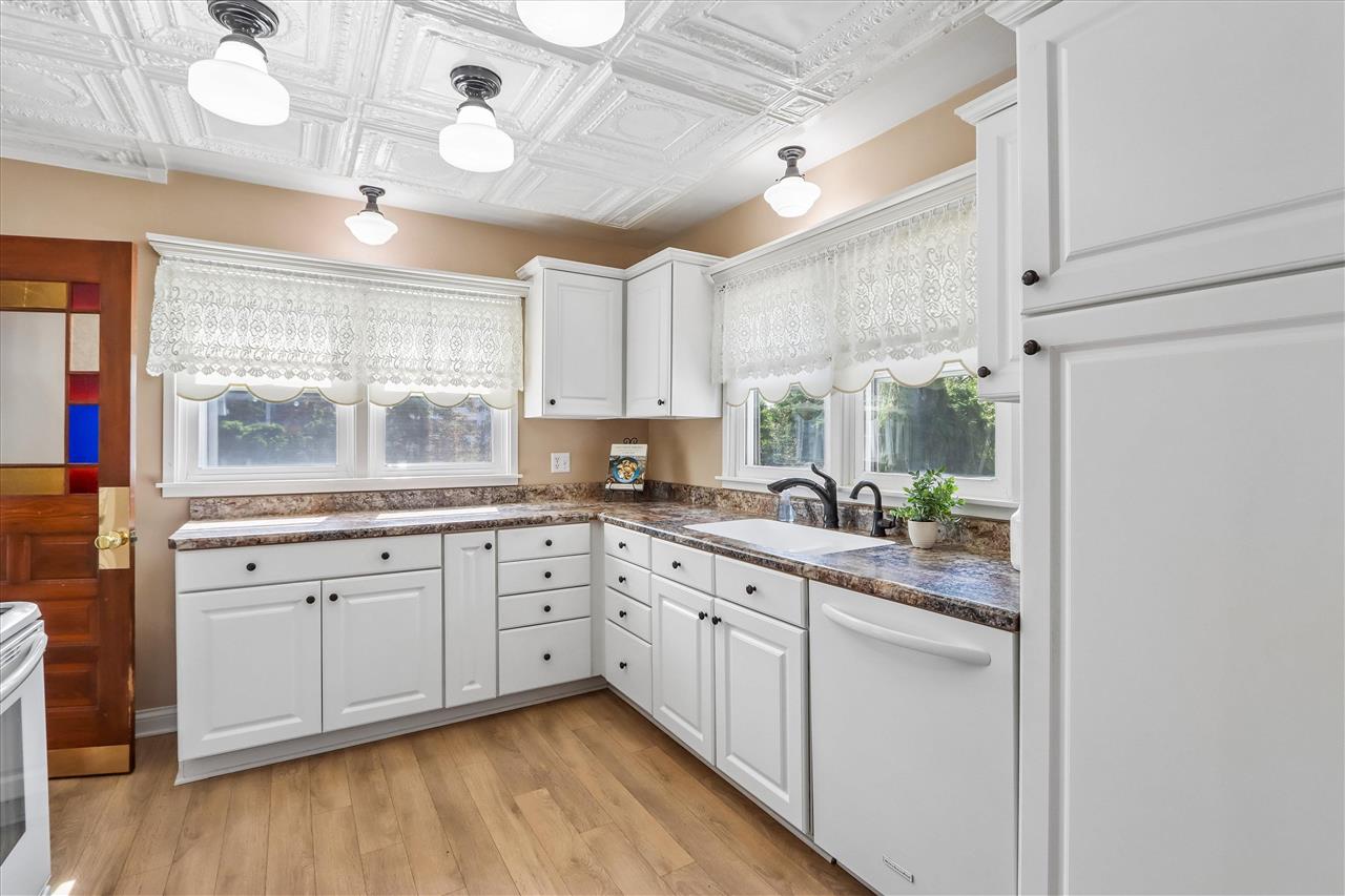 532 Olive Street Iowa City IA 52246