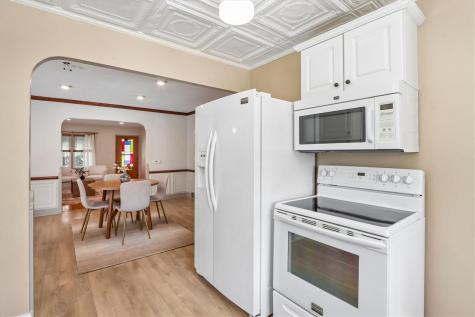 532 Olive Street Iowa City IA 52246