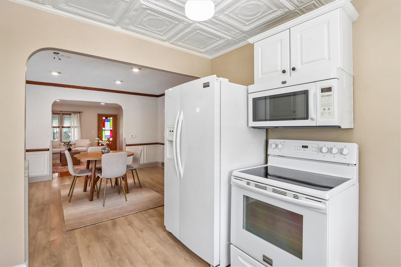 532 Olive Street Iowa City IA 52246