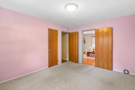 532 Olive Street Iowa City IA 52246