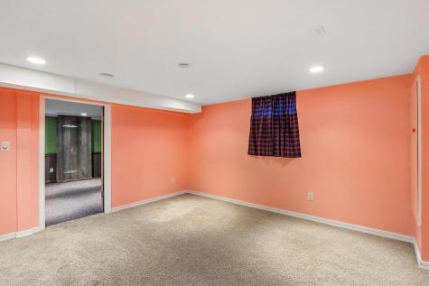 532 Olive Street Iowa City IA 52246