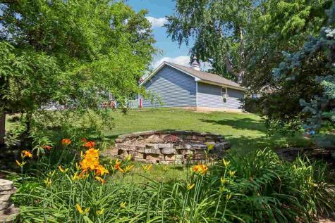 532 Olive Street Iowa City IA 52246