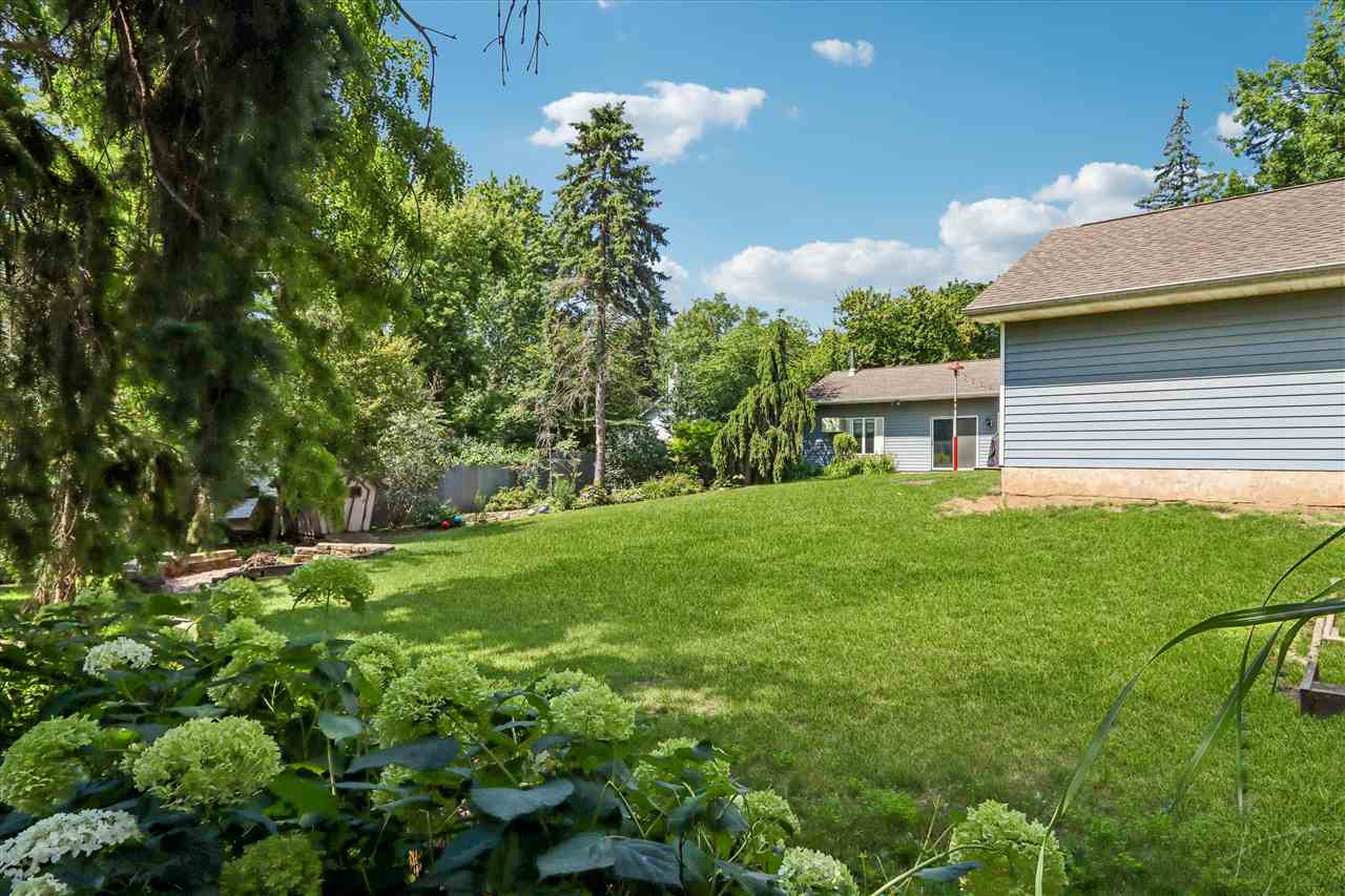 532 Olive Street Iowa City IA 52246