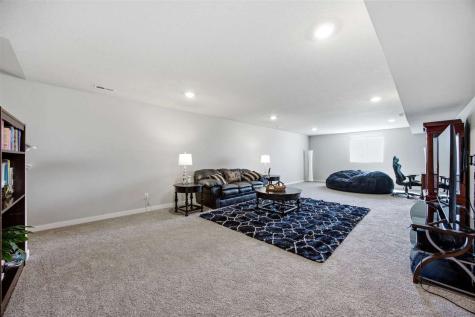 3356 Craven Drive Coralville IA 52241