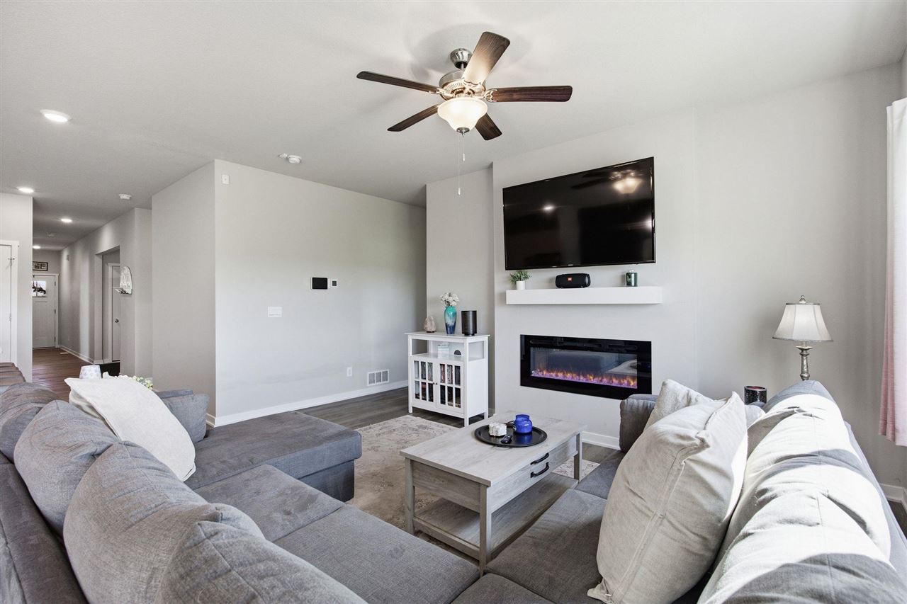 3356 Craven Drive Coralville IA 52241