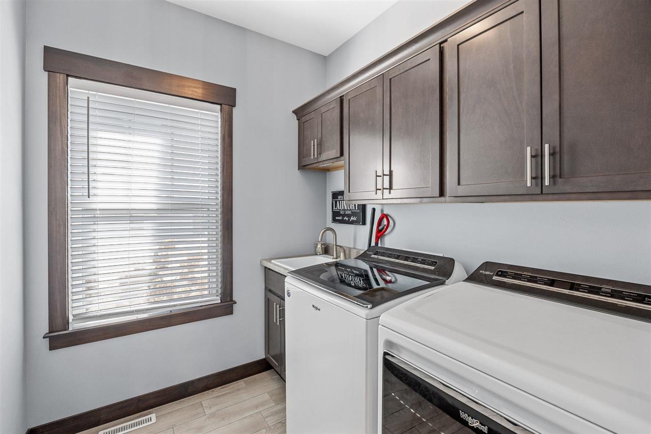 3014 Forrest Meadow Lane Hiawatha IA 52233