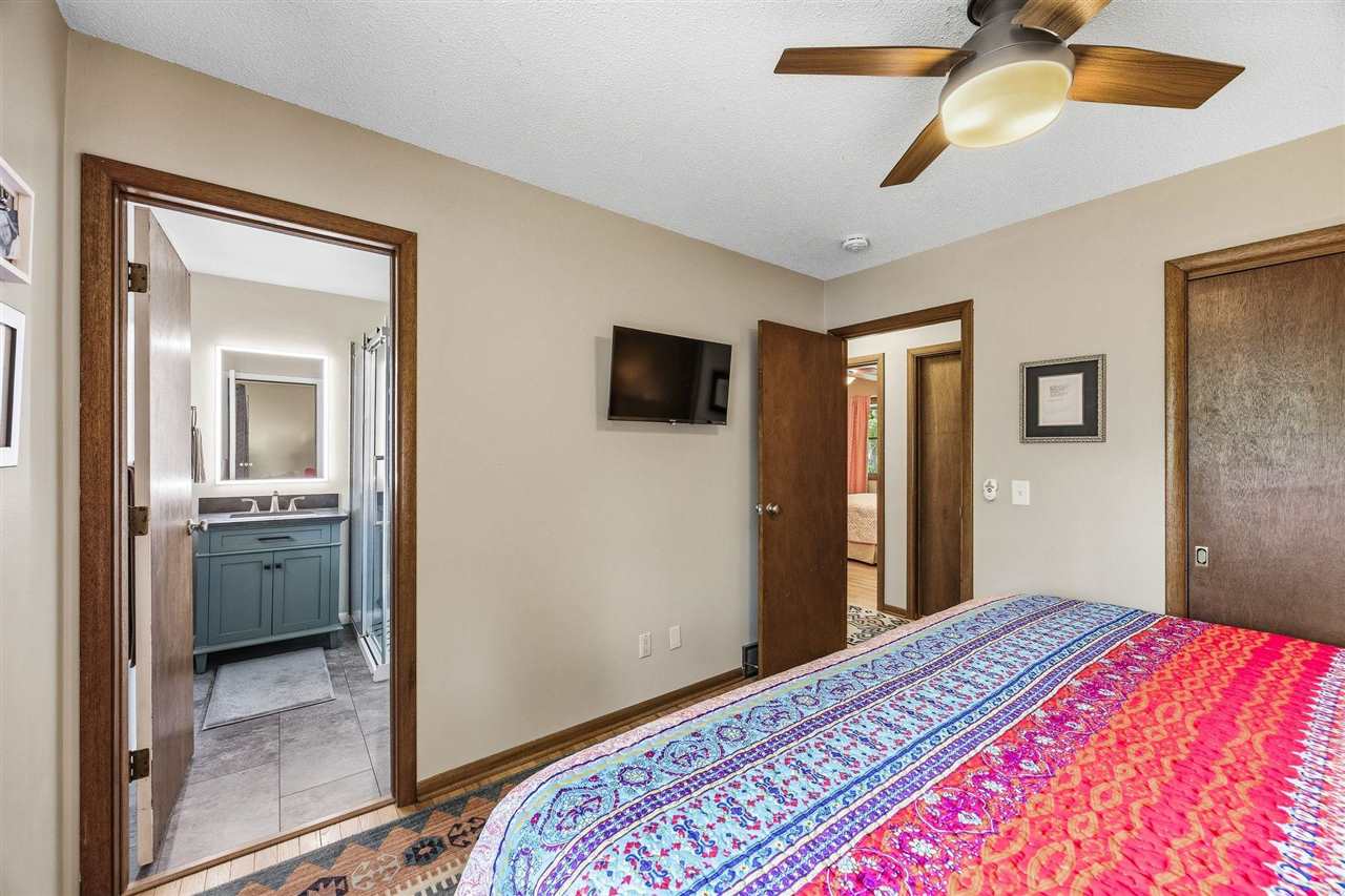 174 Shrader Road Iowa City IA 52245