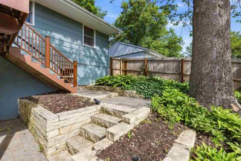 174 Shrader Road Iowa City IA 52245
