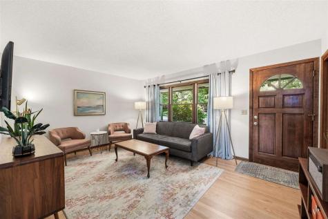 174 Shrader Road Iowa City IA 52245
