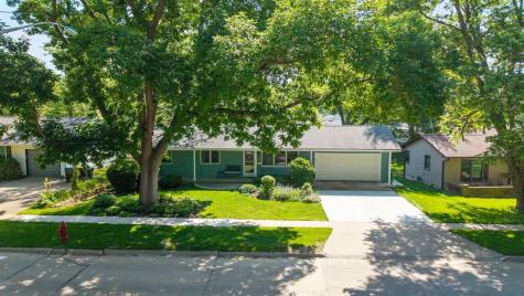 174 Shrader Road Iowa City IA 52245