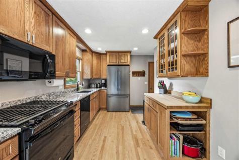174 Shrader Road Iowa City IA 52245
