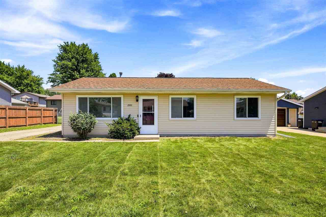 2999 2nd Street Marion IA 52302