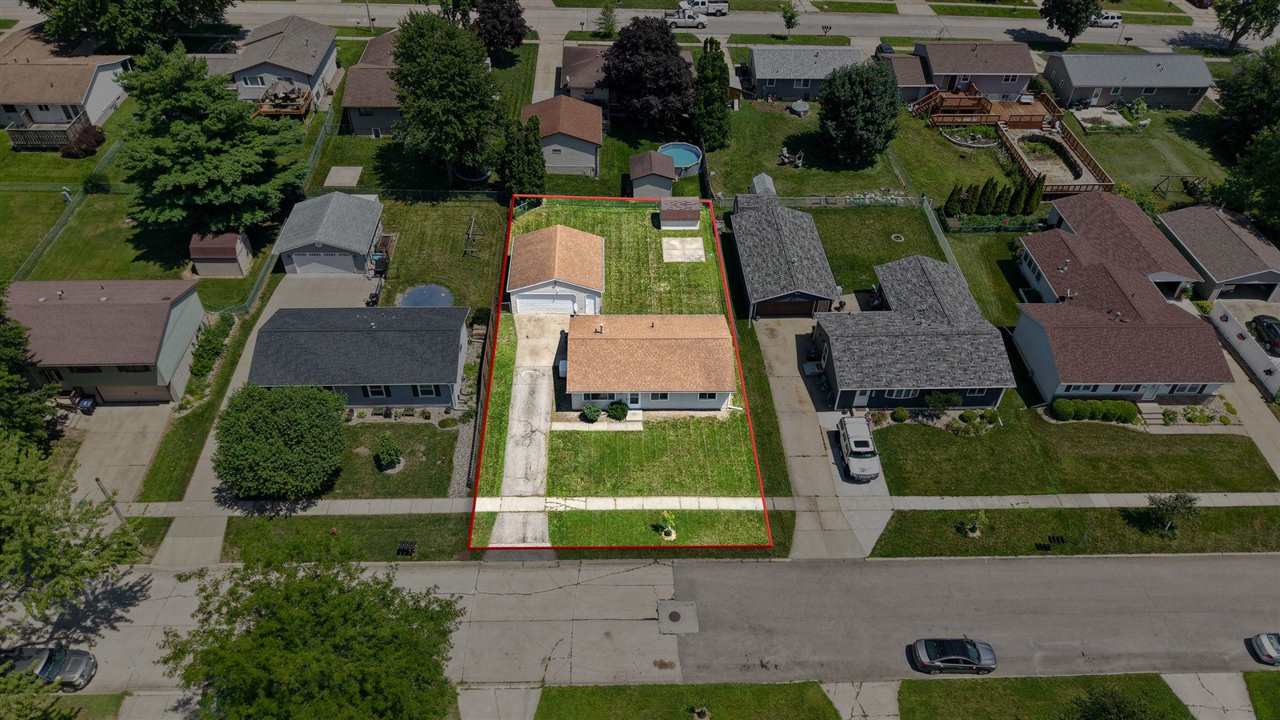 2999 2nd Street Marion IA 52302