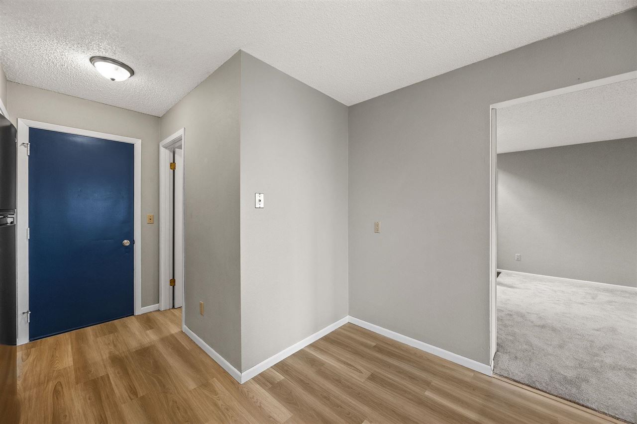 2326 Plaen View Iowa City IA 52246