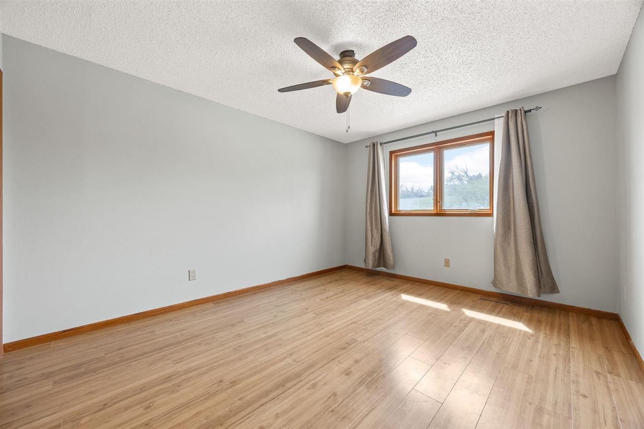 2326 Plaen View Iowa City IA 52246