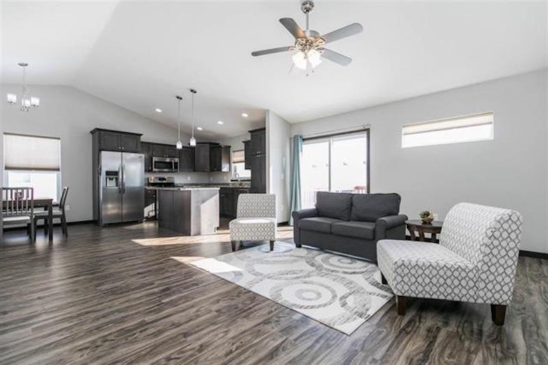 1335 Redbud Avenue Tiffin IA 52340