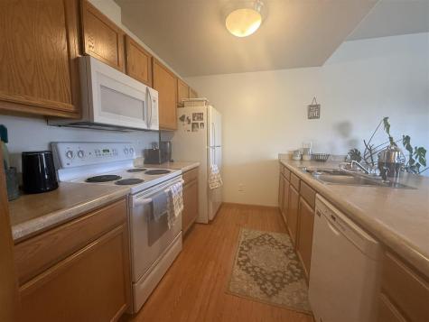 4377 Berkeley Lane Iowa City IA 52245
