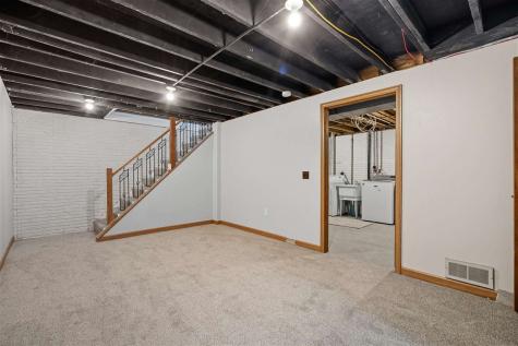 4413 Surrey Court Marion IA 52302