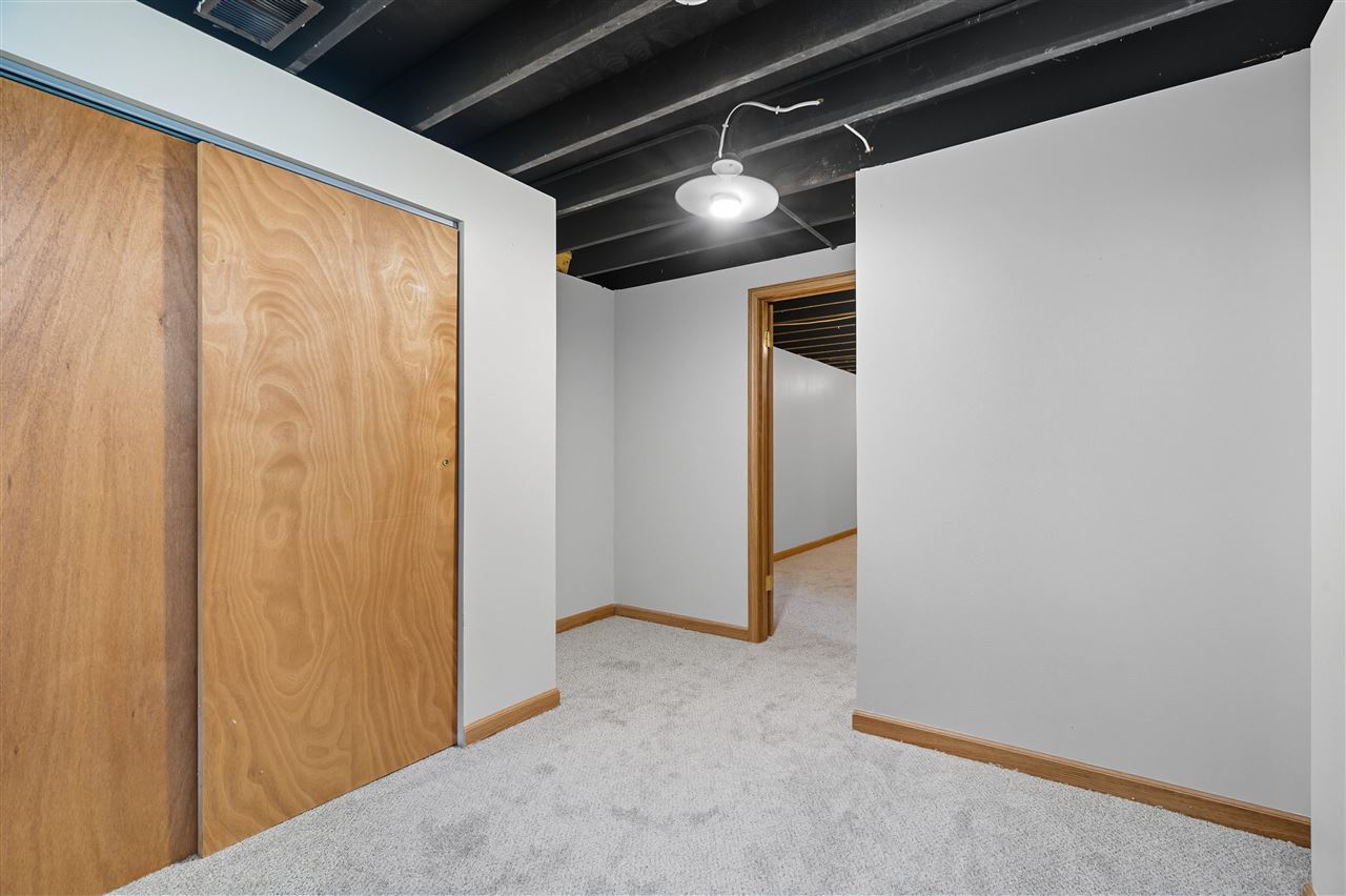 4413 Surrey Court Marion IA 52302