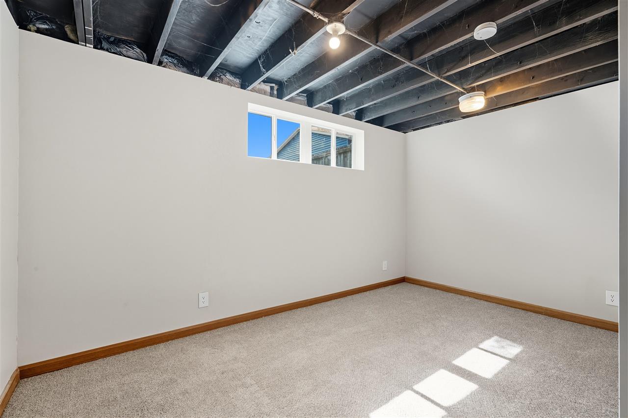 4413 Surrey Court Marion IA 52302