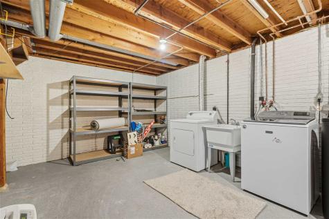 4413 Surrey Court Marion IA 52302