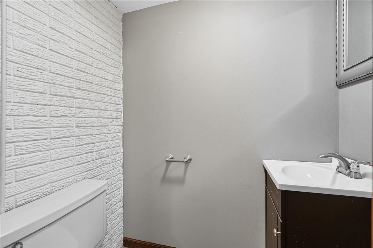 4413 Surrey Court Marion IA 52302