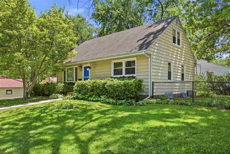 1605 Friendly Avenue Iowa City IA 52240