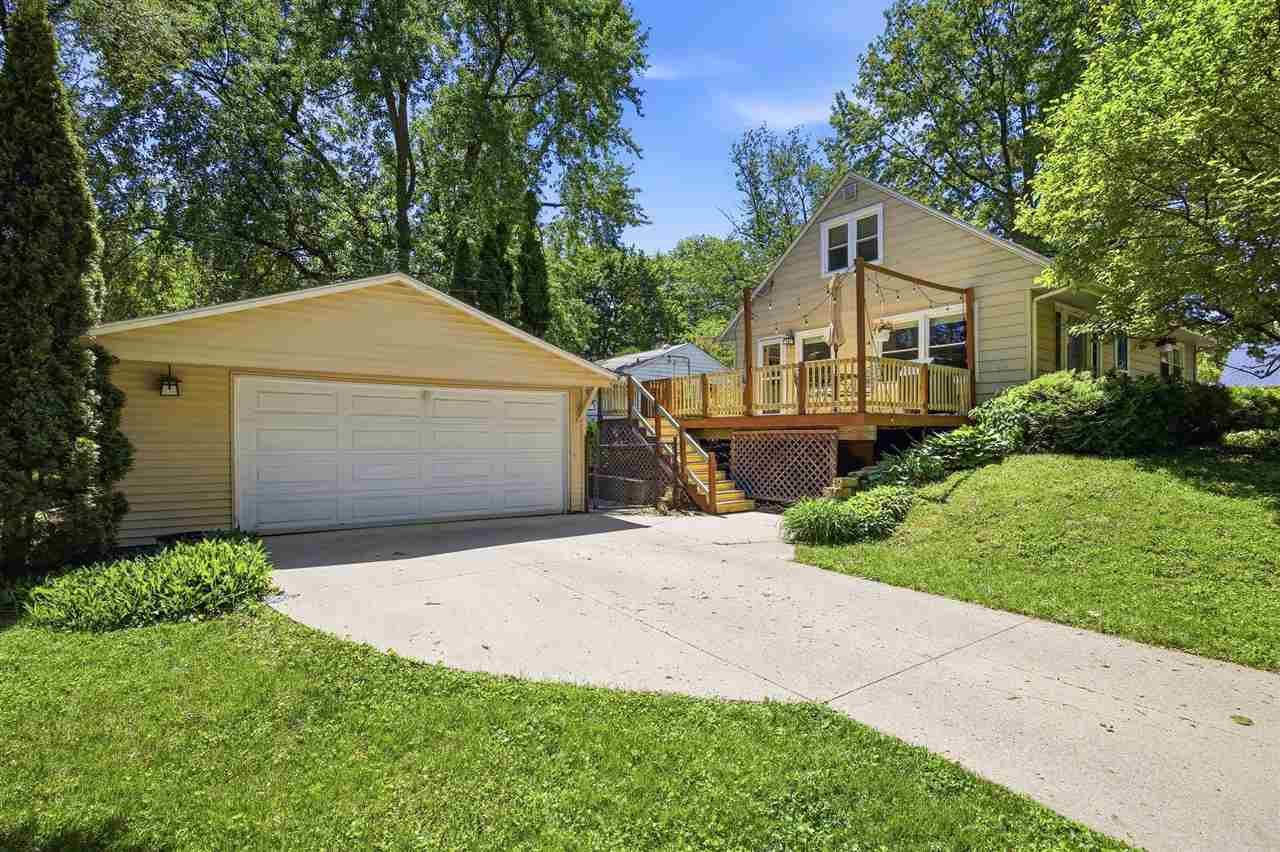 1605 Friendly Avenue Iowa City IA 52240