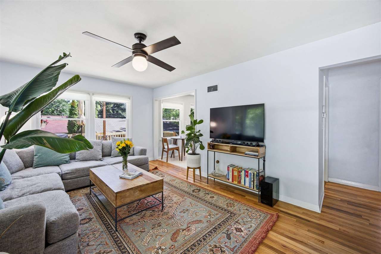 1605 Friendly Avenue Iowa City IA 52240