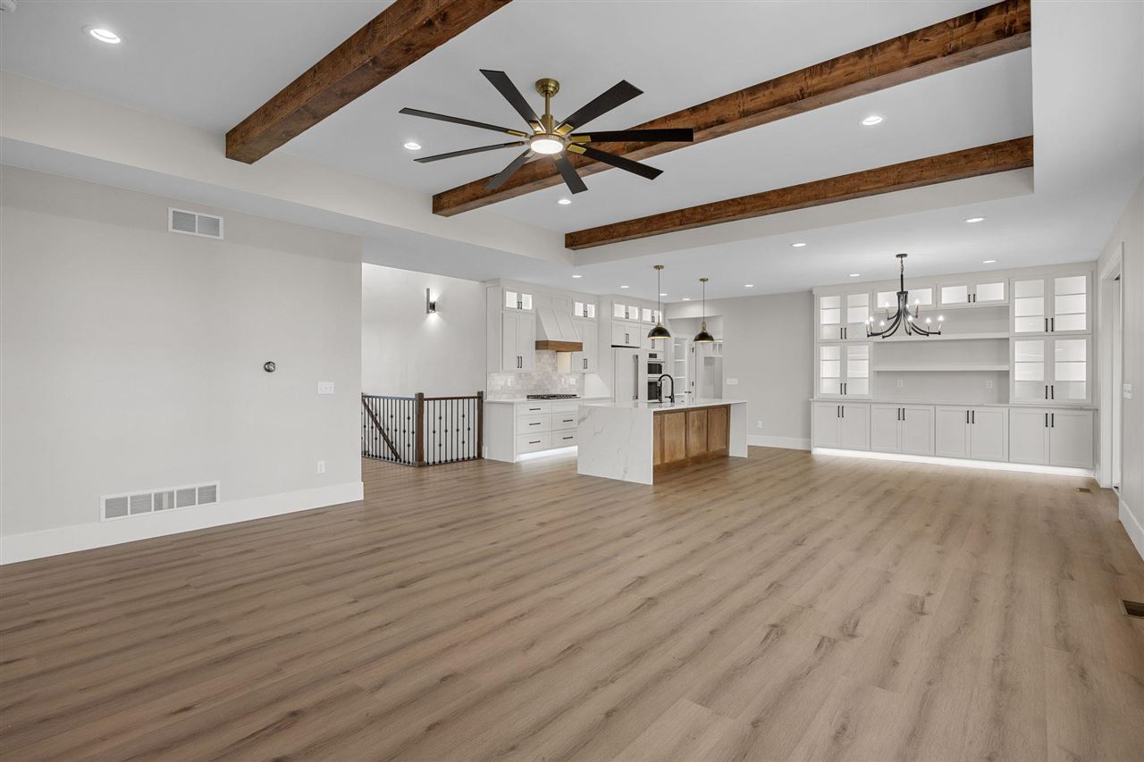1930 Longboat Drive Tiffin IA 52340