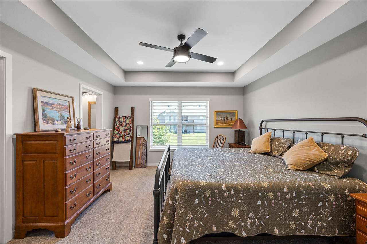 2898 Wagon Wheel Drive Iowa City IA 52240