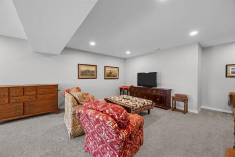 2898 Wagon Wheel Drive Iowa City IA 52240